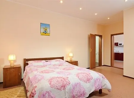 Hotel Lukyanovsky 3*