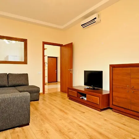 Hotel Lukyanovsky 3*